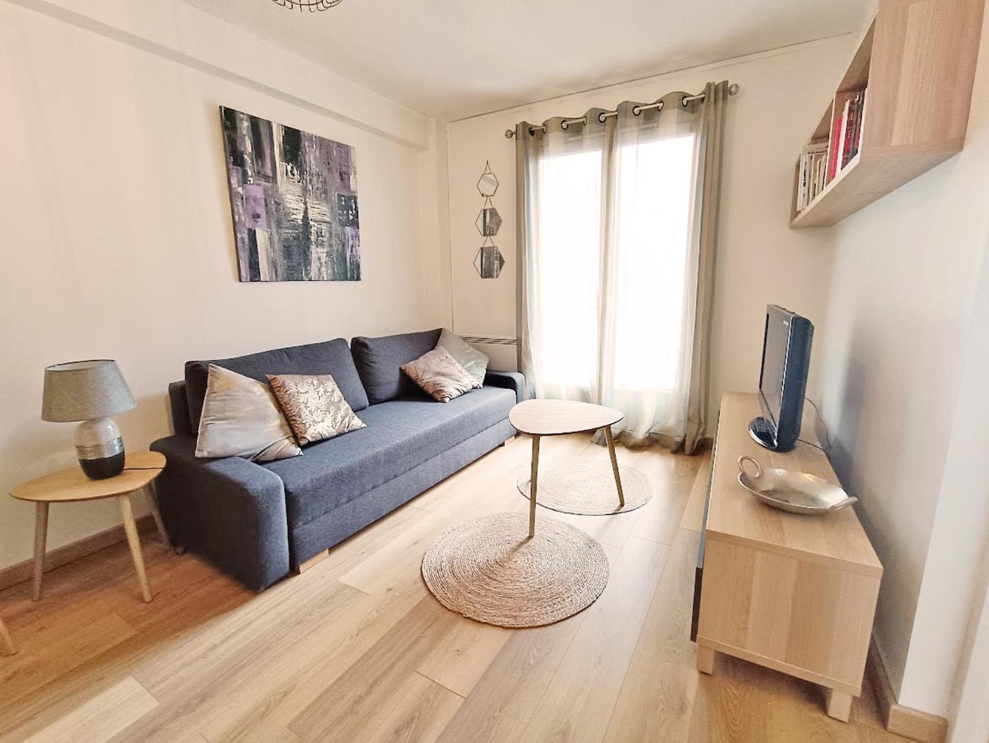 Chez Dominique, T2 40M2, centre ville, vue montagne, garage Bagnères-de-Luchon Extérieur photo